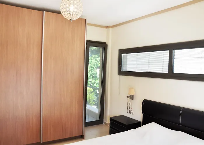 Villa Charming With Seaview In A Gated Complex Kriopigi